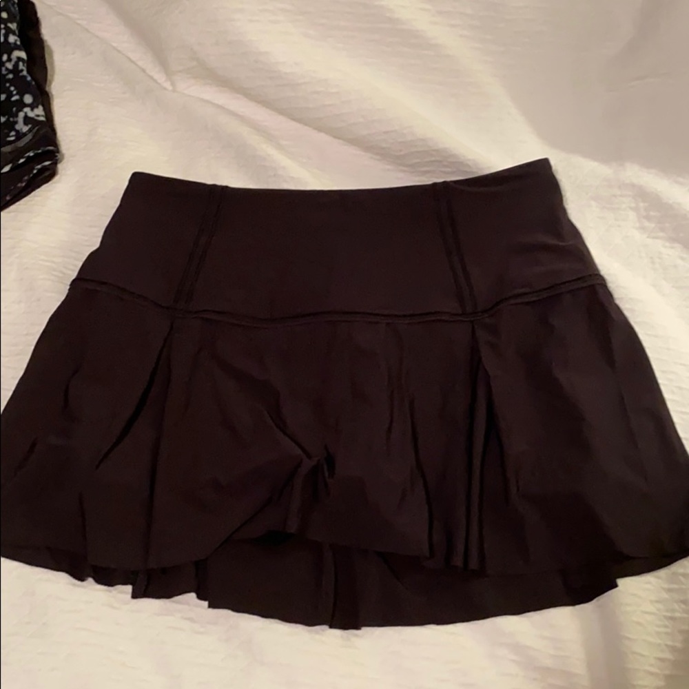 lululemon lost in pace skirt size 6 13” (regular)